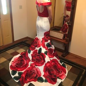 Sherri Hill Prom Dress